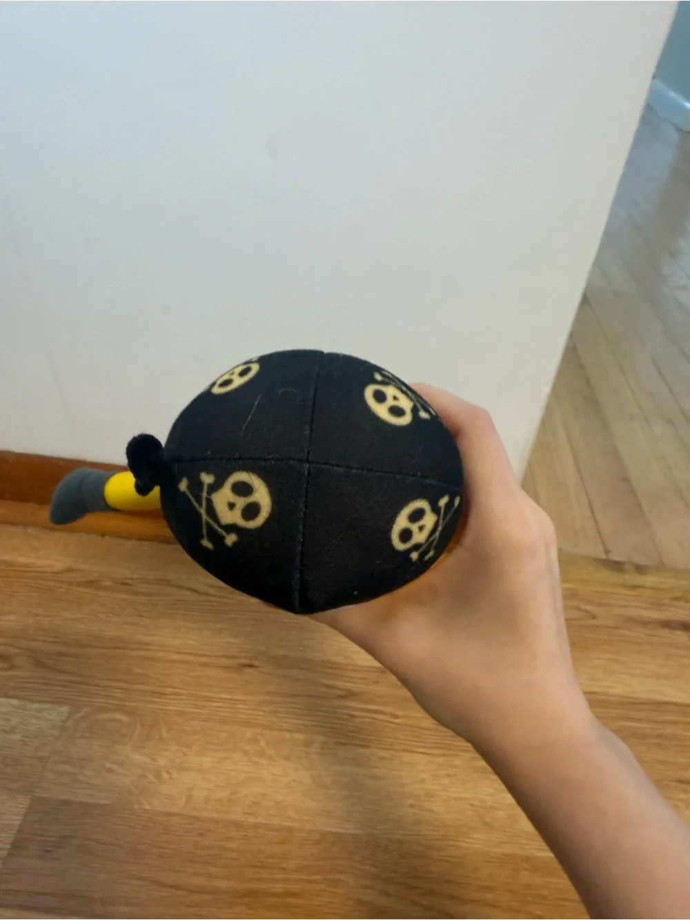 Despicable Me STUART THE MINION AS PIRATE 6